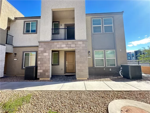 MLS: 2630426 Condo For Sale