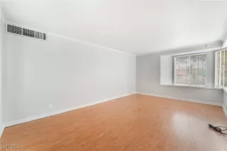 Photo #4: 2630427 Listing 