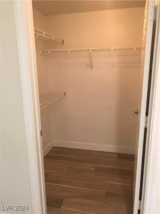 Photo #4: 2630456 Listing