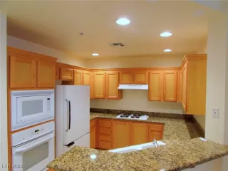 Photo #3: 2630457 Listing 