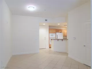 Photo #4: 2630457 Listing 