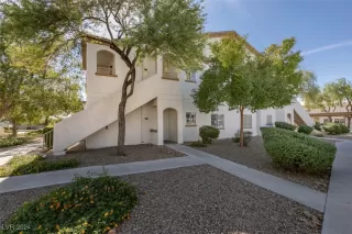 Photo #2: 2630488 Listing