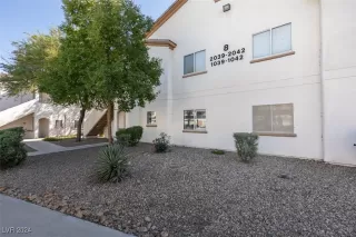 Photo #3: 2630488 Listing