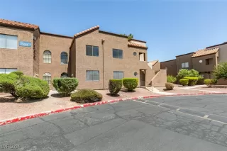 Photo #3: 2630489 Listing 