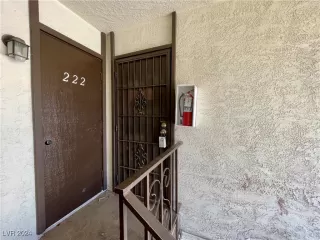 Photo #1: 2630500 Listing 