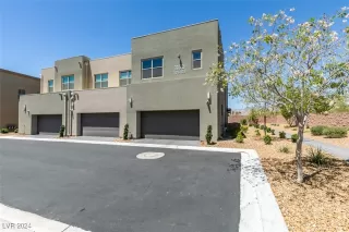 Photo #1: 2630501 Listing 