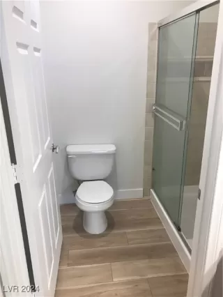 Photo #5: 2630515 Listing