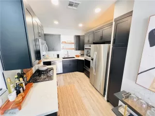 Photo #6: 2630528 Listing 