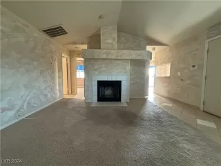 Photo #3: 2630532 Listing