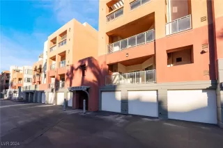 Photo #3: 2630547 Listing 