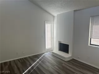 Photo #2: 2630594 Listing 