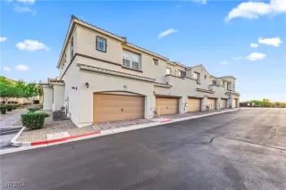 Photo #3: 2630619 Listing