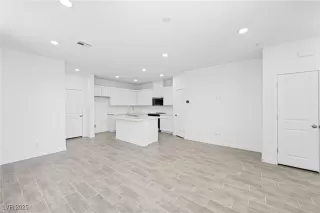 Photo #3: 2630626 Listing 