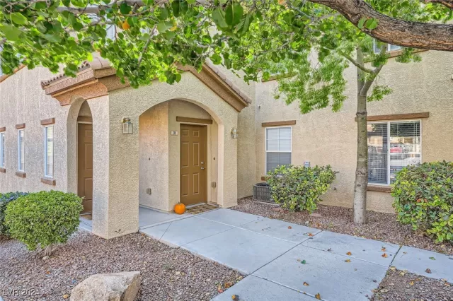 MLS: 2630631 Condo For Sale