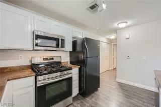 Photo #6: 2630631 Listing 