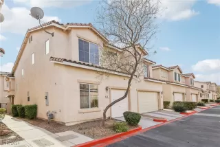 Photo #1: 2630639 Listing 