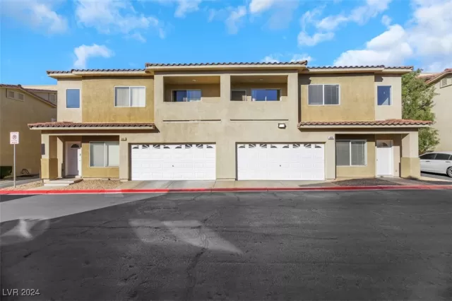 MLS: 2630699 Condo For Sale