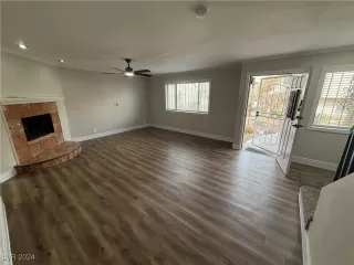 Photo #1: 2630730 Listing 