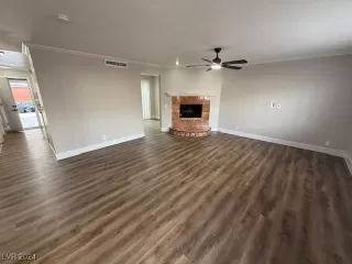 Photo #4: 2630730 Listing 