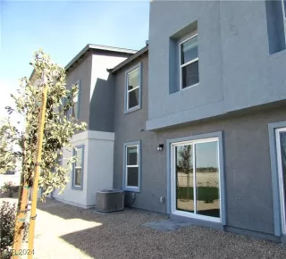 Photo #2: 2630739 Listing