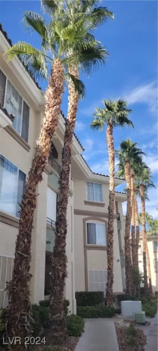 Photo #1: 2630744 Listing