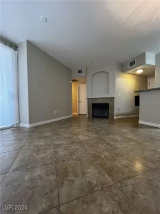 Photo #6: 2630744 Listing