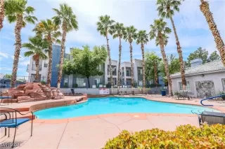 Photo #2: 2630766 Listing 