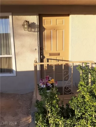 Photo #2: 2630789 Listing