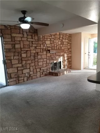 Photo #5: 2630789 Listing