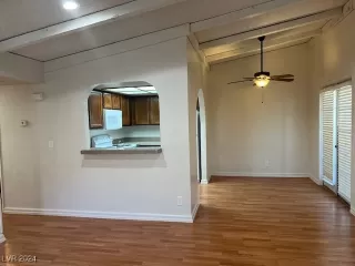 Photo #4: 2630797 Listing 