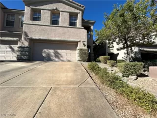 Photo #1: 2630836 Listing 
