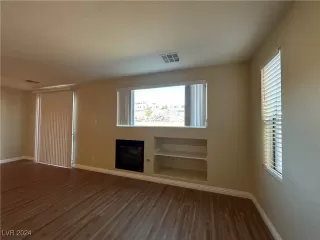 Photo #5: 2630836 Listing 