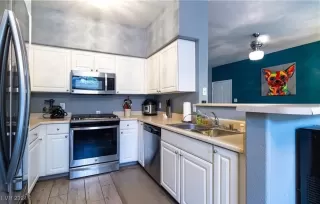 Photo #5: 2630848 Listing