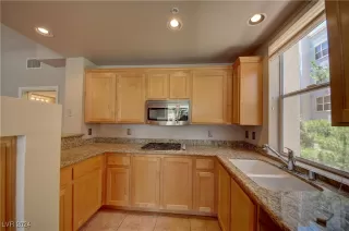 Photo #4: 2630849 Listing 