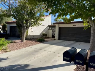 Photo #3: 2630852 Listing 