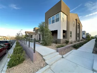 Photo #2: 2630896 Listing 