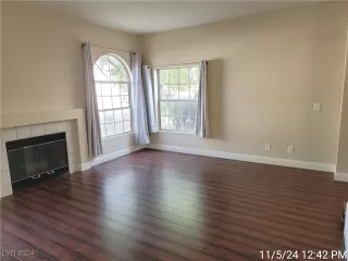 Photo #3: 2630919 Listing 