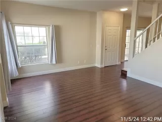 Photo #4: 2630919 Listing 