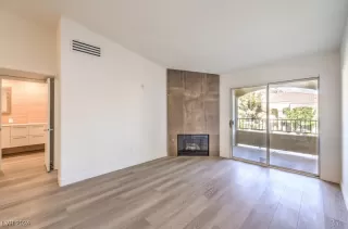 Photo #3: 2630932 Listing