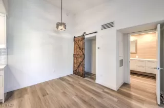 Photo #6: 2630932 Listing