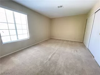Photo #5: 2630938 Listing 