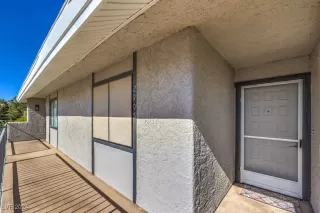 Photo #3: 2630986 Listing