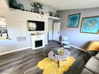 Photo #4: 2630990 Listing