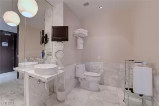 Photo #2: 2630999 Listing 