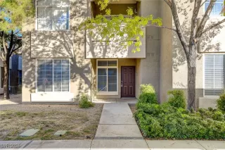 Photo #1: 2631007 Listing 