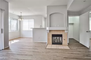 Photo #5: 2631046 Listing 