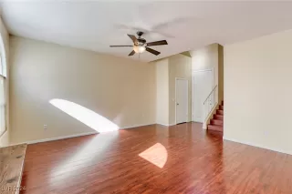 Photo #6: 2631082 Listing