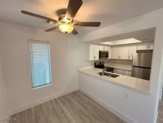 Photo #1: 2631122 Listing