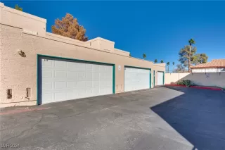 Photo #2: 2631143 Listing