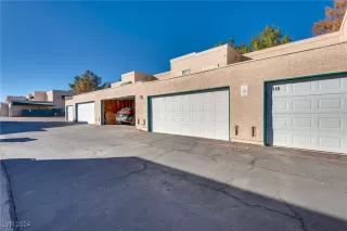 Photo #3: 2631143 Listing